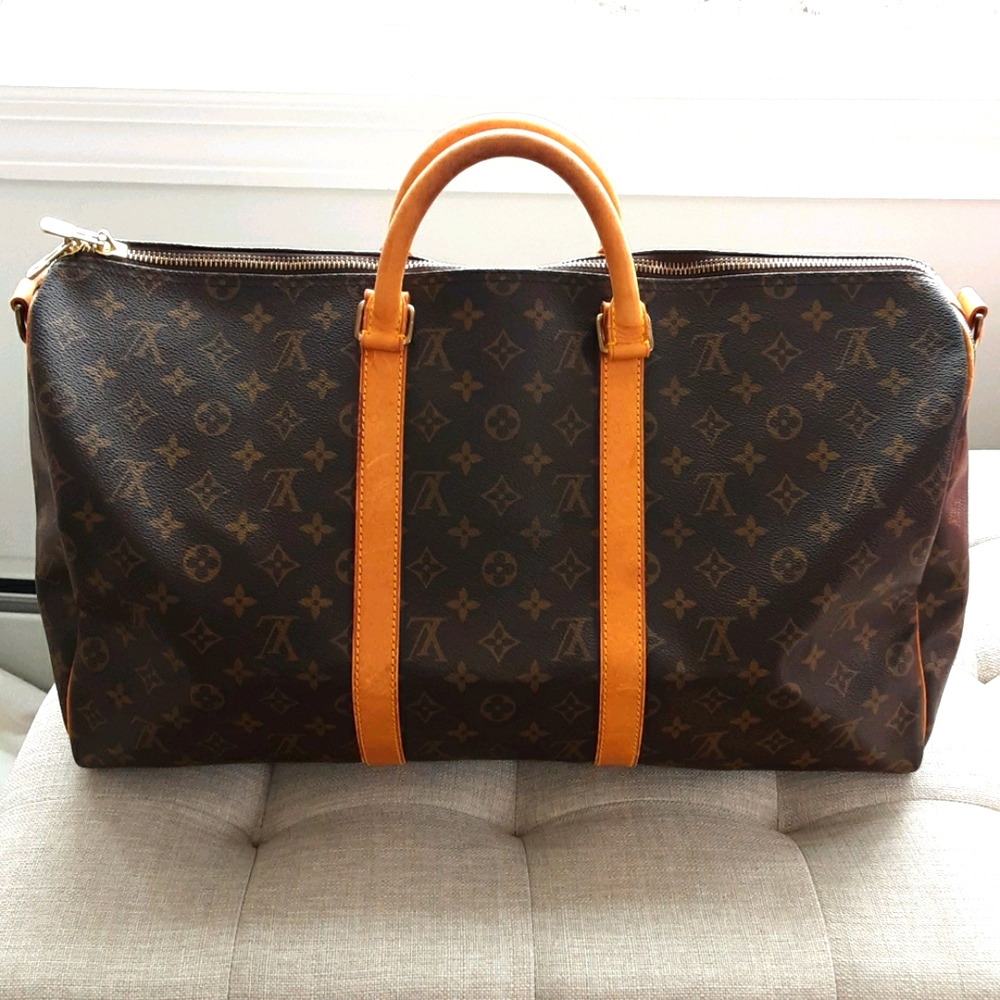 Authentic Louis Vuitton  Bandolier 50